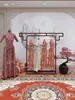 Expositor de Hanfu Estilo Antigo, Suporte de Exibição de Roupas Chinesas Tradicionais, Rack Xiuhe, Roupas Femininas Estilo Vintage, Popular para Transmissões ao Vivo de Influenciadores e Fotografia