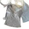 V020 # Camisola de Renda Floral Doce e Puramente Atraente com Lindo Design nas Costas, Bojos Integrados, Adequada para Usar por Cima, Tomara-que-caia Slim