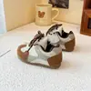 Zapatos Nuevos de Primavera y Otoño para Niños Papá Zapatos Suela Suave Antideslizantes Zapatos Forrest Gump de Moda Versátiles Estampado de Leopardo Zapatos de una Sola Pieza Superficie de Cuero Niñas