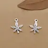 Acessórios de prata de lei S925 direto da fábrica Brincos de gancho de prata tailandesa com folhas pequenas Acessórios para joias DIY feitas à mão Pingente