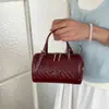 Bolso bandolera coreano texturizado con un toque de lujo ligero, bolso pequeño cuadrado simple de verano, nuevo bolso de hombro tejido versátil para mujer 2026