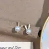 Pendientes Exquisitos y Versátiles de Conejito, Diseño Dulce y Lindo para el Uso Diario, Pendientes de Lujo Ligero y de Alta Gama al por Mayor