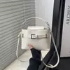 Elegante Chegada Nova Primavera 2026 Casual Texturizada Ombro Único Transversal Personalidade de Alto Valor Pequena Bolsa Quadrada de Mão
