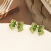 Brincos de borboleta de cristal verde com laço de mola, pino de prata 925, brincos degradê de gelo quebrado, brincos pop de nicho