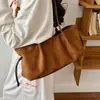 Bolso de Mano Exquisito para Mujer 2026 Moda Nuevo Vintage Bolso de Hombro Bajo el Brazo Otoño Súper Popular Gamuza Lujo Ligero Gran Capacidad