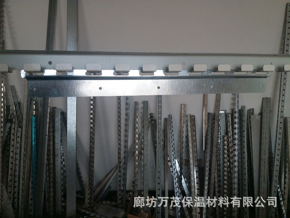 834C851F306F29EB03AD49DB4D8F24