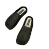 Zapatillas de medio pie Baotou para mujer, calzado de verano, nuevo de primavera, moda Joker, tacón plano, mocasín, zapatos tipo muller, venta al por mayor