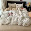 Nuevo juego de sábanas de invierno gruesas para niños, diseño de dibujos animados, terciopelo de leche, juego de cuatro piezas con faldón de cama, fabricante mayorista de dropshipping