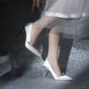 Zapatos de tacón alto para mujer, primavera y otoño 2024, nuevos, de punta puntiaguda, estilo francés, planos con diamantes de imitación, para dama de honor, boda, deslumbrantes.