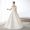 Comercio exterior vestido de novia ligero de hombros descubiertos estilo europeo y americano, nuevo elegante satén vintage simple ajustado vestido de novia, suministro del fabricante