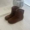 Botines holgados plisados retro de nicho para mujer 2025 Otoño Nueva Moda Versátiles Ligeros que aumentan la altura Casual de tobillo Modernos