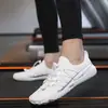 Nuevo calzado de verano favorito para exteriores para hombres y mujeres, zapatos de playa para parejas, zapatos de vadeo antideslizantes de secado rápido, zapatos para nadar, venta al por mayor desde el fabricante