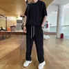 Traje deportivo casual para hombre en verano, hecho de seda de hielo, camiseta de manga corta fina, pantalones largos de secado rápido, conjunto de ropa de manga corta