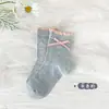 Calcetines para Niñas, Estilo Verano Delgado, Malla Grande, Moño, Absorbentes de Sudor, Transpirables, Encaje, Calcetines Sin Costuras, Calcetines de Media Pantorrilla para Niños Mayores
