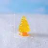 Decoraciones para árboles de Navidad en miniatura de comercio electrónico transfronterizo, accesorios de escena de nieve, artesanías de resina y figuras que brillan en la oscuridad