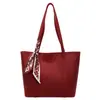 Bolso Tote de Moda con Patrón de Lichi de Comercio Exterior para Mujer Verano 2025 Gran Capacidad Retro Casual Versátil Bolso de Hombro/Axila