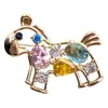 Broche de Pônei Colorido Fofo com Zircônia para Terno Casaco Flor de Peito Acessório 2025 Novo Estilo Moda de Alta Qualidade Versátil