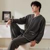 Pijama de Media Terciopelo para Mujer, Nuevo Estilo Invierno 2026, Conjunto de Forro Polar de Coral Simple Casual Cálido y Cómodo para el Hogar para Hombre
