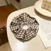 Atacado em estoque scrunchies de renda floral cintura fina, scrunchies de cetim com strass, elásticos de cabelo, tiaras