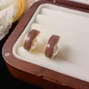 Brincos de Pérola em Forma de C com Gotejamento de Óleo, Luxo Leve, Simples e Versáteis para Mulheres, Brincos com Design Elegante e Único para Atacado