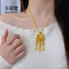 Loja de Ouro Mesmo Estilo Ouro Areia Fechadura Flor de Lírio Tassel Pingente de Bolsa Colar Flores Desabrochando Corrente de Suéter de Casamento Novo Estilo Chinês
