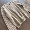 Suéter de Lã 100% Novo Outono/Inverno 2025 Sete Fios Cor Lisa Espessado Suéter Cardigan Torcido Retrô Francês Top Feminino