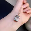 Colgante de Cristal Verde Natural Piedra Facetada Limpia de Cristal Especificaciones 10*14mm Plata S925 Engastado a Mano