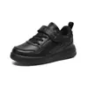 Sapatos para Meninos 2026 Primavera/Outono Novo Estilo para Crianças do Meio e Mais Velhas Sapatos de Tela para Meninos Sapatos Brancos Estudante Superfície de Tela Respirável Sapatos Esportivos