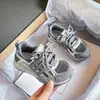 Tênis Esportivo Respirável Infantil 2026 Estilo Novo Primavera Sapatos Casuais com Solado Macio para Meninas, Tênis Dad Versátil da Moda para Meninos