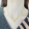 Colar de Design de Moda de Luxo Leve de Nicho para Mulheres 2025 Novo Colar Elegante de Alta Qualidade Corrente Simples e Versátil para a Clavícula