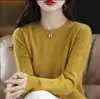 Camisa básica de renda macia e casual com gola redonda para mulheres, novo suéter de tricô estiloso para outono e inverno, caimento solto em bege claro
