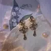 (Vals Húngaro) Pendientes Florales Retro Elegantes Estilo Corte Francés Tachonados con Diamantes, Joyería de Oreja Exquisita de Nicho