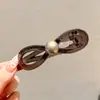 Grampo de Cabelo Retrô Francês para Mulheres 2025 Novo Grampo de Cabelo de Alta Qualidade Presilha Torcida para o Cabelo Headwear para a Parte de Trás da Cabeça