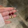 Serie de Pendientes de Clip Navideños ~ Otoño e Invierno Nuevos Pendientes de Árbol de Navidad Estrella Pendientes Sentido Avanzado Explosiones Pendientes de Moda