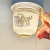 Conjunto de Café de Luxo Estilo Europeu Série H Ouge, Pratos de Jantar Estilo Ocidental, Canecas, Louças Domésticas de Porcelana Óssea Atacado