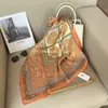 Bufanda de Rayas Blancas y Negras Clásica Nueva de Ins para Primavera y Otoño Bufanda de Seda Ligera Simple Bufanda Pequeña Venta al por Mayor