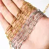 Cadena de clip para papel de acero de titanio popular europea y americana de acero inoxidable aplanada cadena de martillo largo cruzada accesorios para joyería diy en stock venta al por mayor