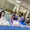 Suporte de Exibição para Shampoo e Condicionador em PVC Acrílico Comumente Usado em Supermercados e Lojas de Boutique Suporta Personalização Baseada em Desenhos