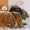 Conjunto de ropa de invierno para niños, ropa de algodón con forro polar y engrosada, conjunto de dos piezas, elegante y moderno para bebés y niños pequeños, edades 1-3