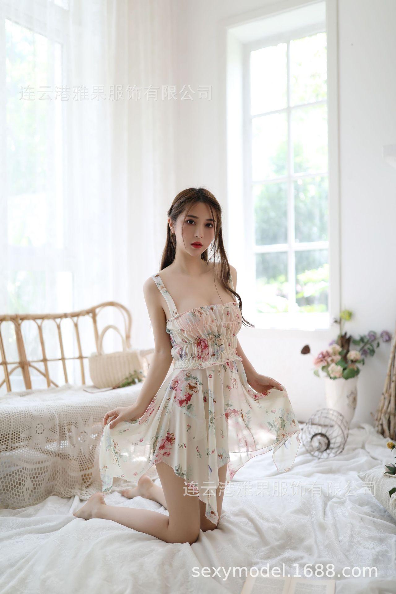 E224