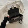 Bolsa Feminina Casual Cor Sólida 2025 Nova Retro Grande Capacidade Fecho de Metal Flip Bag Comutador Crossbody Axila