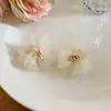 Pendientes Florales de Gasa Hilo de Plata, Simples y de Moda, Estilo Súper Hada, Pendientes para Vacaciones Estilo Infantil para Mujer, Dulces y Versátiles Accesorios para Orejas