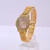 Atacado de Comércio Exterior Transfronteiriço Relógio Feminino de Quartzo Dourado Rosa Totalmente Cravejado com Diamantes com um Toque de Nicho e Design Cravejado de Diamantes