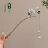 Versátil Grampo de Cabelo de Nicho com Design Floral Estilo Chinês, Sensação de Alto Padrão Estilo Antigo, Novo Modelo 2026 Grampo de Cabelo de Madeira Acessório de Cabelo