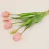 Ramo de tulipanes artificiales de goma suave con cinco tallos para decoración de escenas, flores de tulipán de alta gama para bodas, flores artificiales