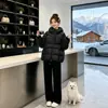 Chaqueta de Algodón Cálida con Capucha para Pareja Invierno 2026 Tallas Grandes para Mujer Holgada Exterior Engrosada Ropa de Abrigo Protectora contra el Frío