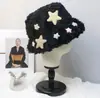Sombrero de Pescador de Felpa con Estrella Nuevo Engrosado Cálido Protección para las Orejas Sombrero de Felpa de Color Liso a la Moda Sombrero de Cubo Hace que la Cara Sea Más Pequeña