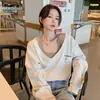 Sudadera Falsa de Dos Piezas para Mujer Corta Primavera y Otoño Delgada Estilo Coreano chic Sentido del Diseño Nicho Principios de Otoño Principios de Otoño Top Trendy ins