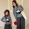 Suéter de Punto 100% Lana para Mujer 2026 Otoño/Invierno Nuevo Padre-Hijo Grueso Bordado Panda de Dibujos Animados Suéter de Punto de Cuello Redondo
