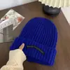 Gafas cortavientos y gorros de esquí forrados de forro polar para otoño e invierno para hombres y mujeres, Gafas y gorros de punto cálidos de lana estilo europeo y americano de Amazon